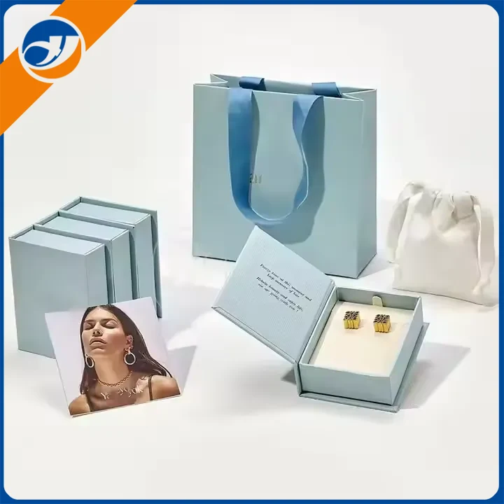 Caja de regalo de papel para collar de joyería